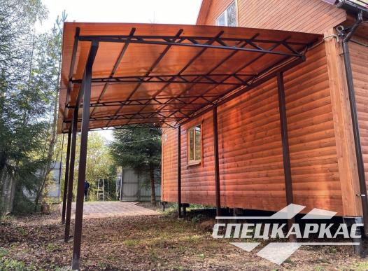 Навес для автомобиля к дому из поликарбоната №86 - фото 1820