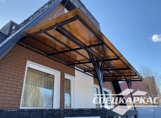 Навес над балконом из поликарбоната №45 - фото 1409